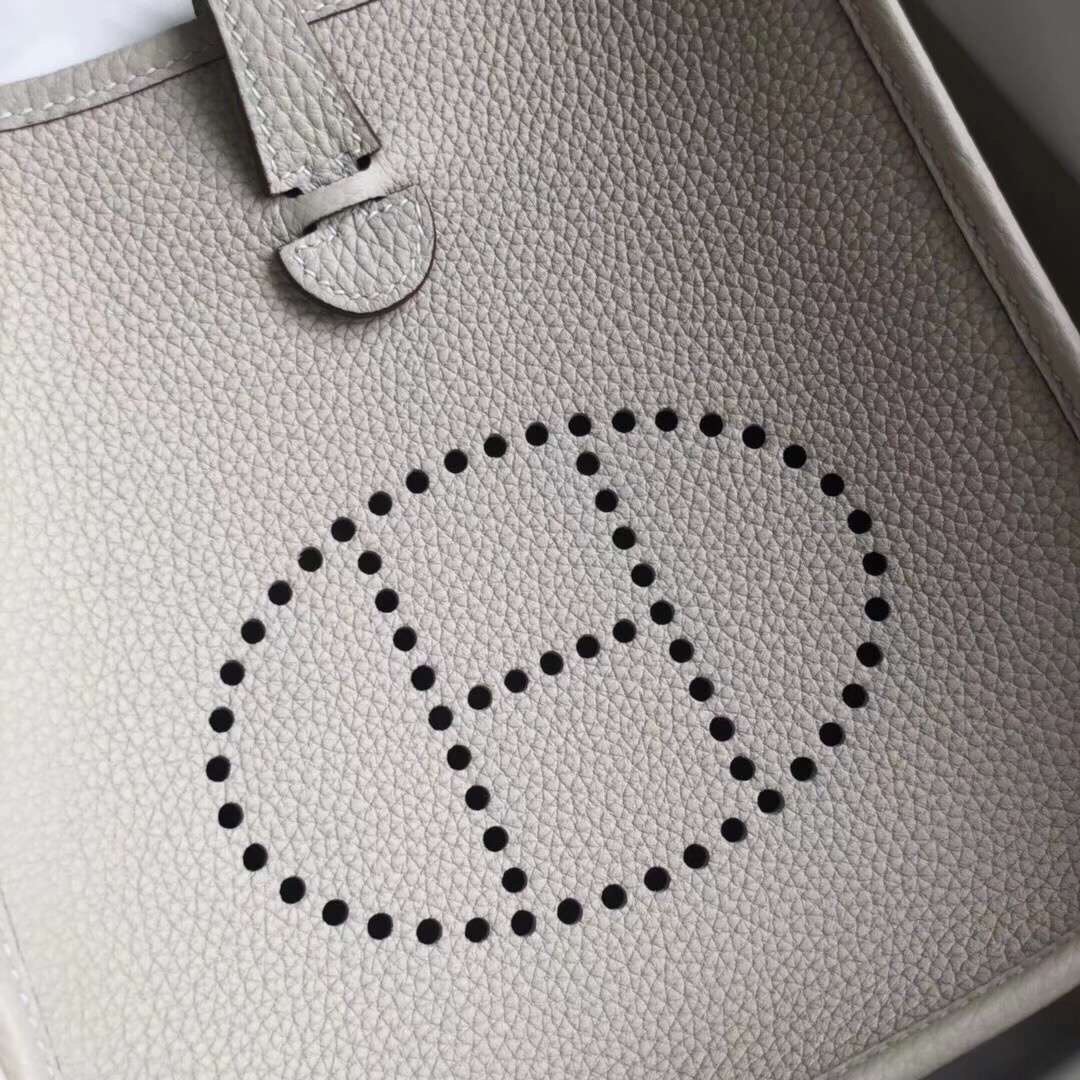 에르메스 미니 에블린16 나타 화이트 은장 토고가죽